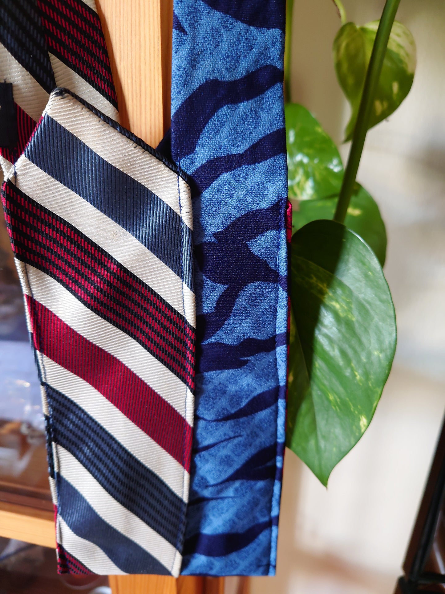 Krawattentasche – nachhaltiges Upcycling-Unikat - verschiedene Farben, Größen, Designs