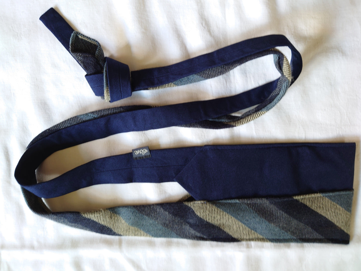 Krawattentasche – nachhaltiges Upcycling-Unikat - verschiedene Farben, Größen, Designs